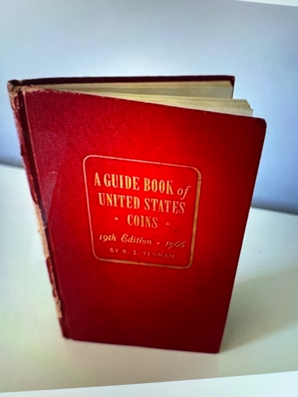 A Guide Book of United States Coins 19th Editions 1966 - Picture 7 of 7